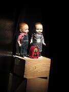 ラジオ用のモニュメント。