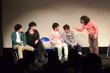 「ショートストーリーロングコント 第1回公演『カケル』」初日公演の様子。