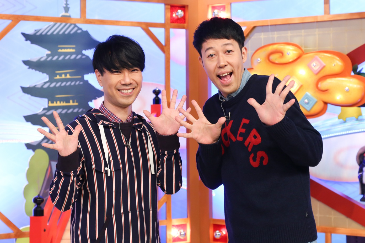 「ジモイチドライブ」MCの藤井隆、小籔千豊（左から）。(c)ABC