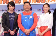 ドラマ「保育探偵25時～花咲慎一郎は眠れない!!～」主演の山口智充（中央）。