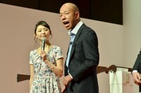 バイきんぐ小峠（中央）。