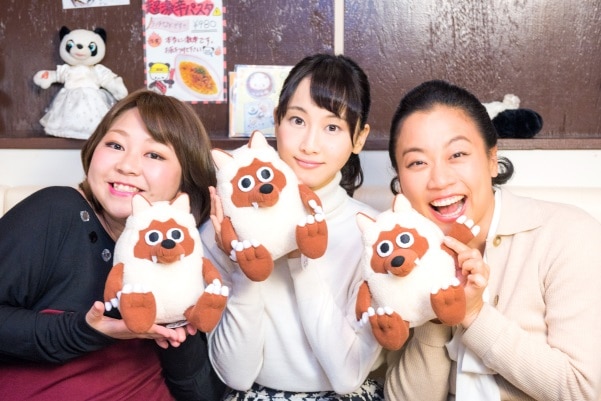 ドラマ「名古屋行き最終列車」に出演する松井玲奈と、いとうあさこ(右)、やしろ優(左)。(c)メ~テレ