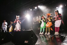 「しゃち狩り大感謝祭～狩られたものたちは今～」の様子。ステージ左端がGAG少年楽団・宮戸。