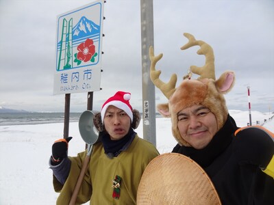 「ブギウギ専務 DVD vol.5『ブギウギ奥の細道～最北の章～』」に出演する、（左から）上杉周大（THE TON-UP MOTORS）、ダイノジ大地。(c)STV