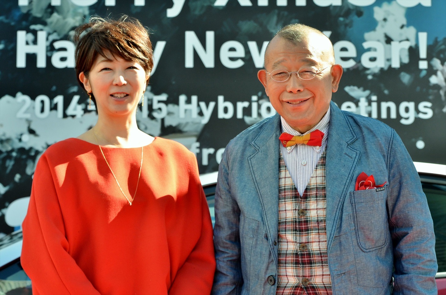 「鶴瓶のスジナシ」赤坂BLITZ公演に出演する、笑福亭鶴瓶（右）と中井美穂（左）。