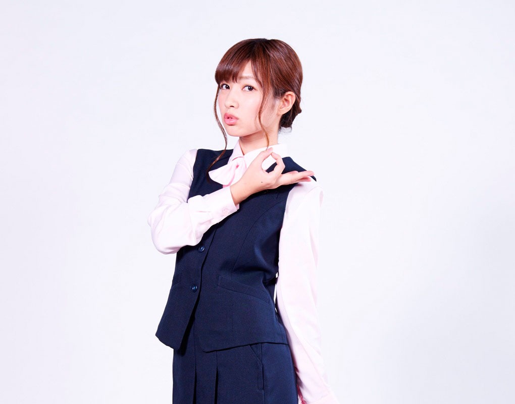 石岡真衣