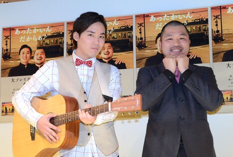 デビューシングル「あったかいんだからぁ♪」の発売記念イベントを開催したクマムシ。