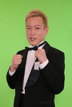 じゅんいちダビッドソン (c)関西テレビ