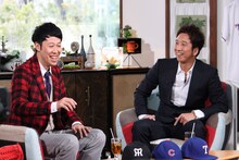 「イキザマJAPAN」で藤川球児と共演を果たした小籔千豊（左）。(c)関西テレビ