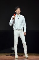 けん玉に成功した石田。