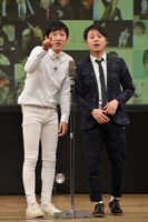 「NON STYLE BEST LIVE TOUR in 東京～過去のネタから新ネタまで～」の様子。