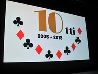 「ダイヤクローバー」ロゴ