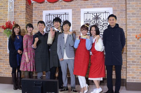 「恋するキッチン美男美食SP ～フルーツで差をつけるバレンタイン～」に出演する（左から）延時成実、桃井由布、チュートリアル福田、麒麟・川島、陣内智則、鈴木奈々、小森純、野田雄紀。