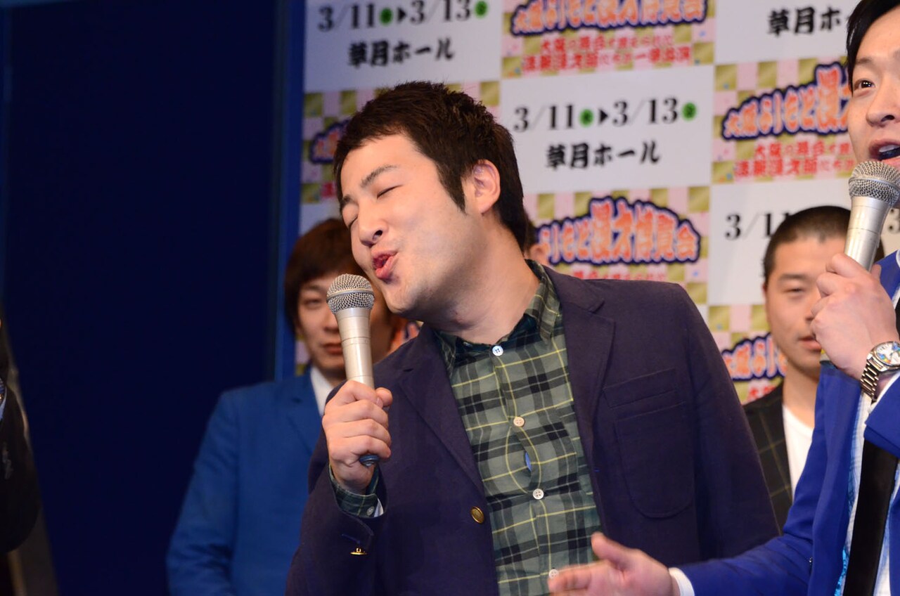 イチオシギャグ「OH～！」を披露する和牛・水田。