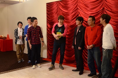 「内さま」収録中の様子。