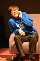 コント「ファン」のワンシーン。