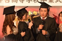 映画「ゴッドタン キス我慢選手権 THE MOVIE2 サイキック・ラブ」DVD / Blu-ray発売記念記者会見の様子。