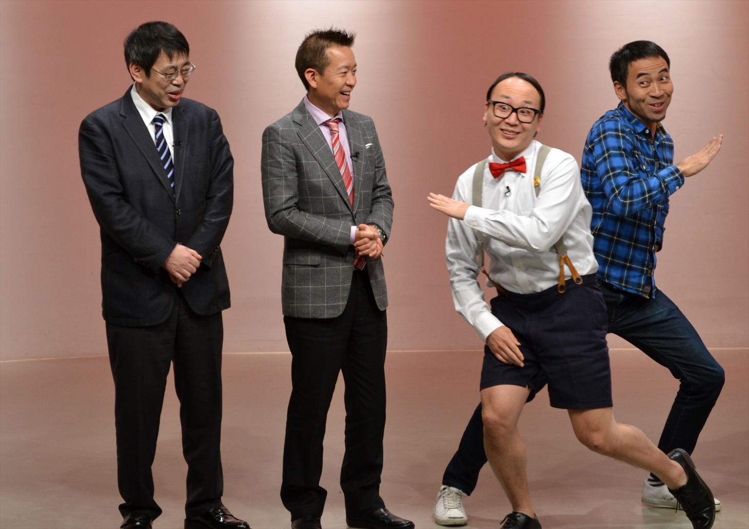 「MONDO式 麻雀」のワンシーン。