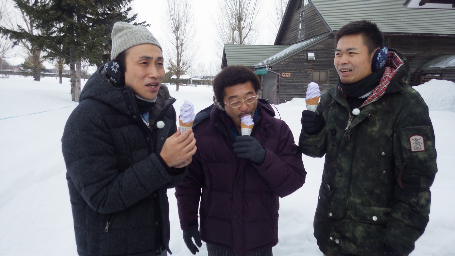男性チームの3名。(c)CBC