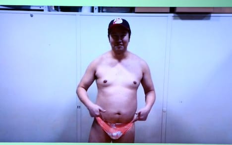 幕張セブンスターズの新メンバーを発表したとにかく明るい安村のVTR。