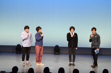 怪獣初単独ライブ「怪獣のバラード」の様子。