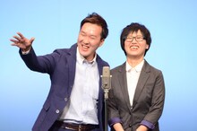 漫才「スマップ」を披露する怪獣。