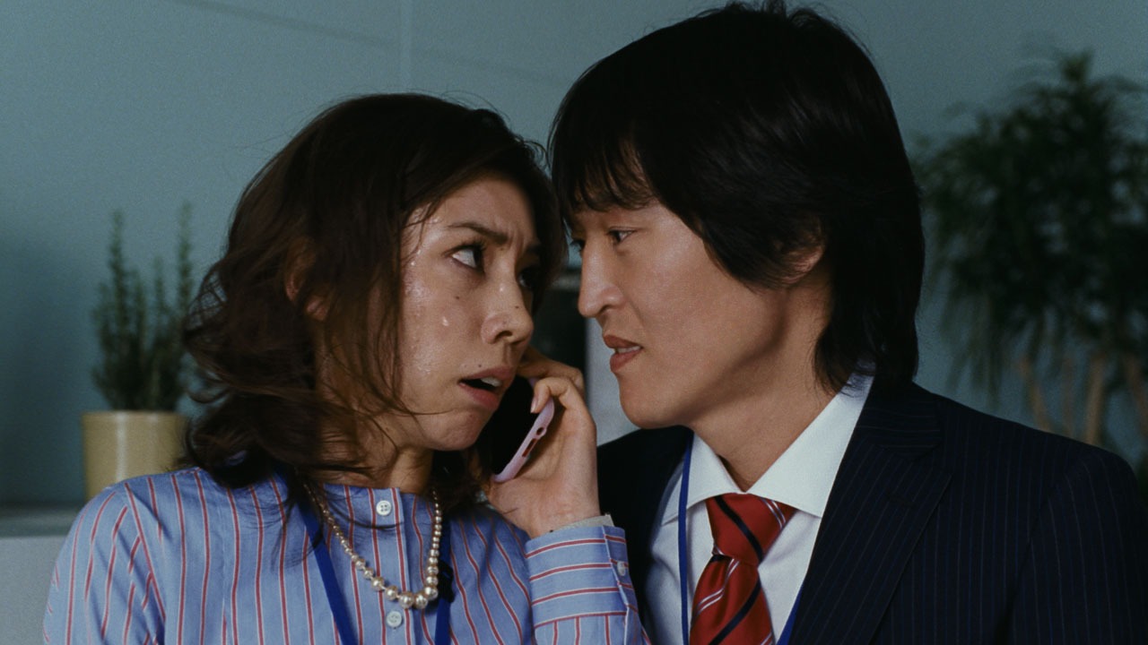 「ホットペッパー グルメ」の新テレビCMのワンシーン。