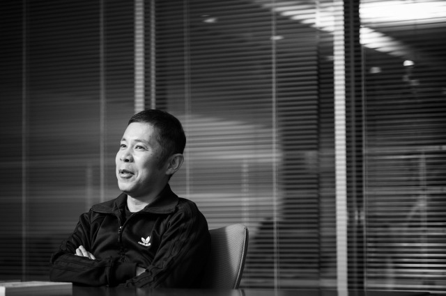 岡村隆史インタビューの扉画像。
