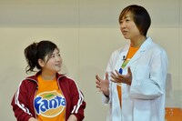 （左から）アジアン馬場園、南海キャンディーズしずちゃん。