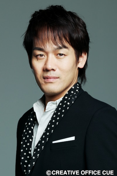 「ドラマ24『不便な便利屋』」に出演する、TEAM NACSのリーダー・森崎博之。