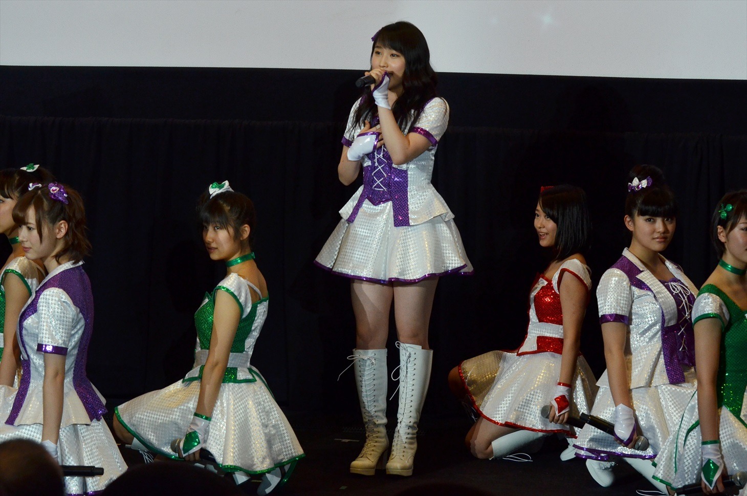 「イマココカラ」を歌うモーニング娘。'15。