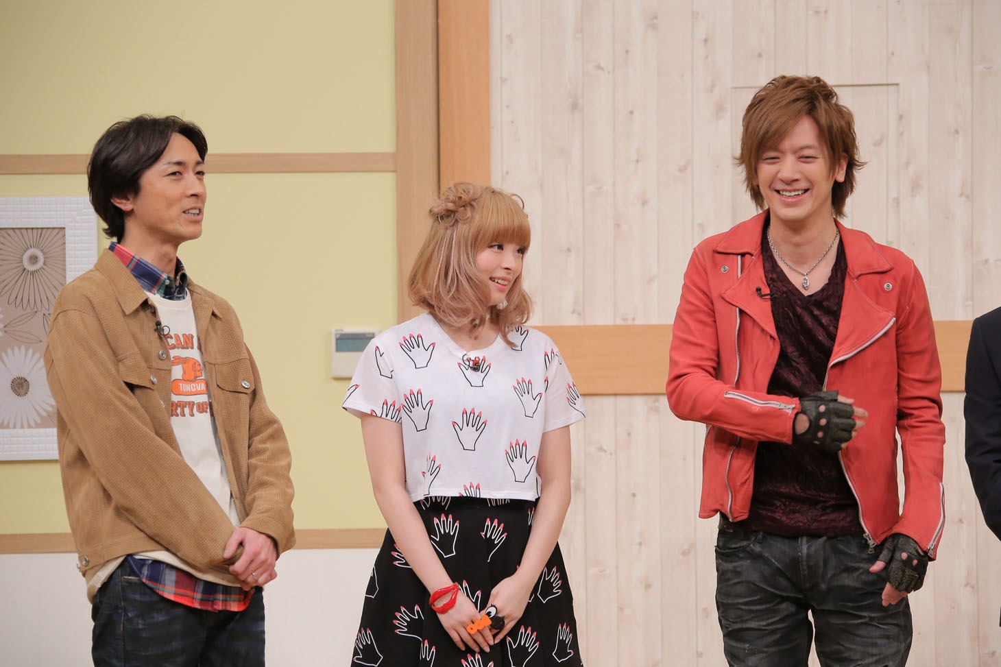 左からナインティナイン矢部、きゃりーぱみゅぱみゅ、DAIGO。(c)日本テレビ