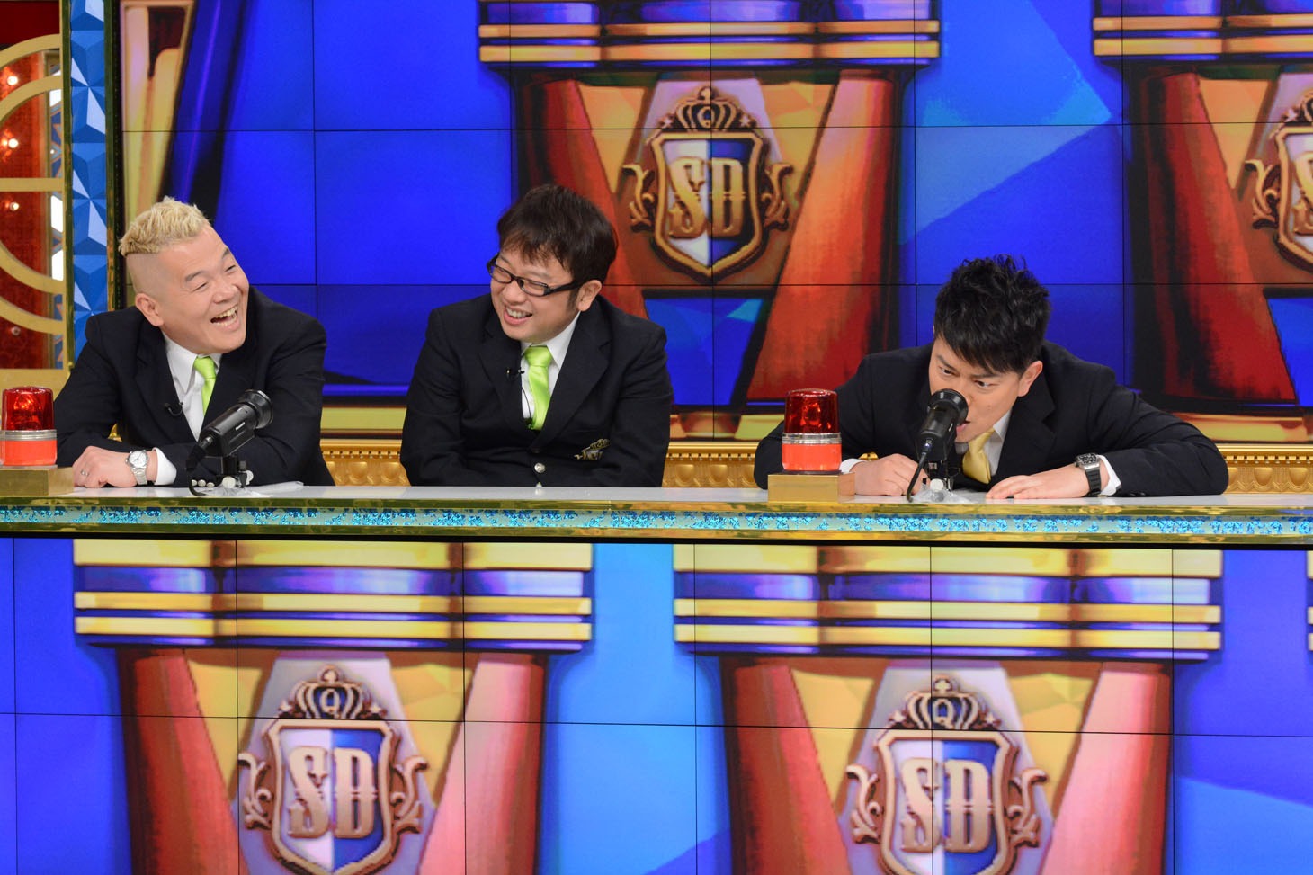 「クイズ!? 正解は出さないで」収録中の様子。(c)日本テレビ