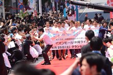 最初に登場したウーマンラッシュアワー。