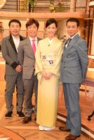 「発見！なるほどレストラン」の会見に登場したフットボールアワー岩尾、フットボールアワー後藤、木村佳乃、中山秀征。（左から）