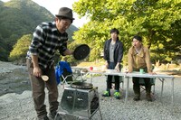 DVD「O・A・SO・BI MASTERS～おあそびマスターズ～ Vol.2」収録のワンシーン。(c)2015 LOGOS/吉本興業