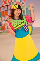 お姉さん役の寺崎裕香。(c)NHK