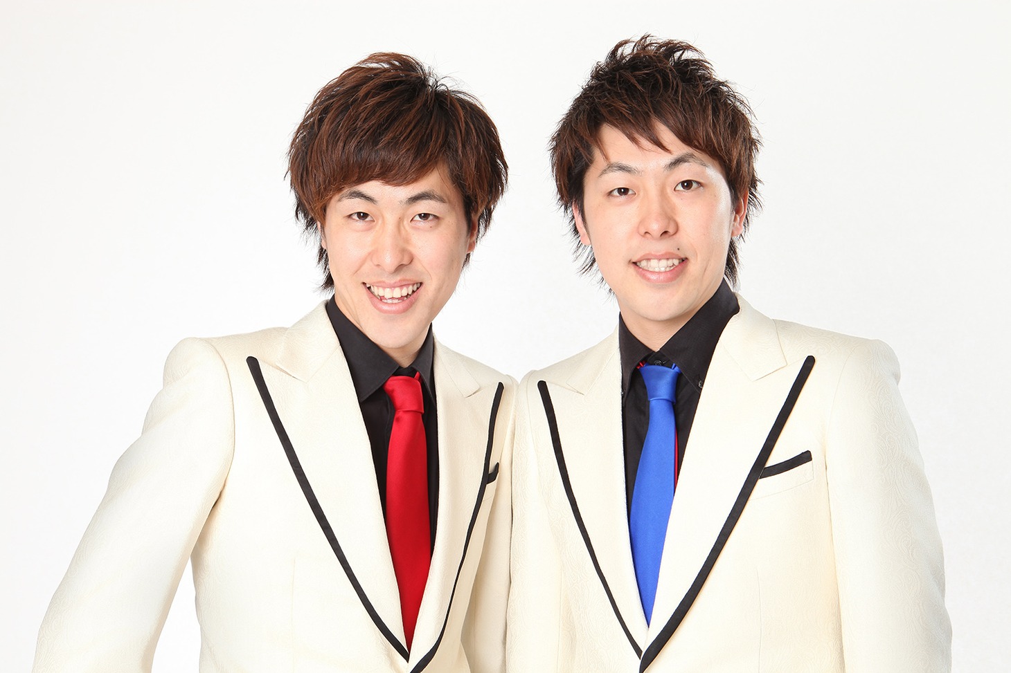 新人賞を受賞した吉田たち。(c)関西テレビ