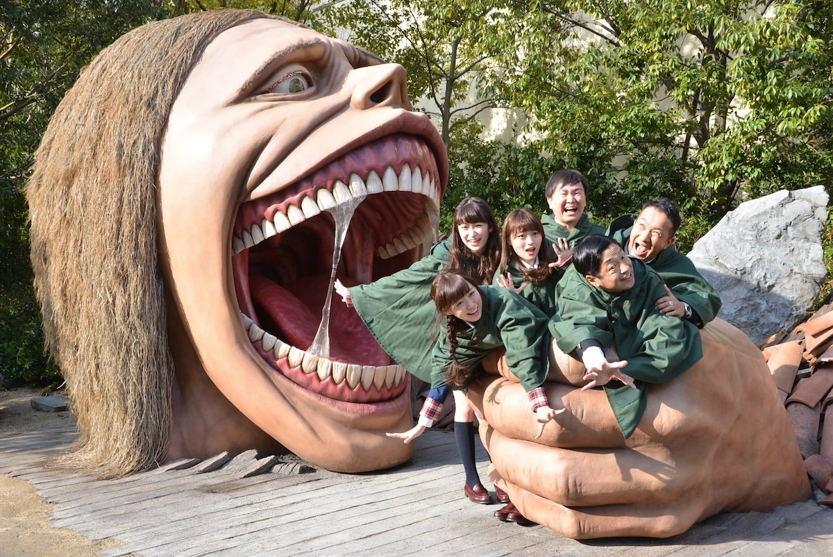 186000 浜ya19☆USJ 進撃の巨人 調査兵団ローブマント ジャケット 