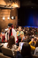 「サンニスキーの夜」の様子。