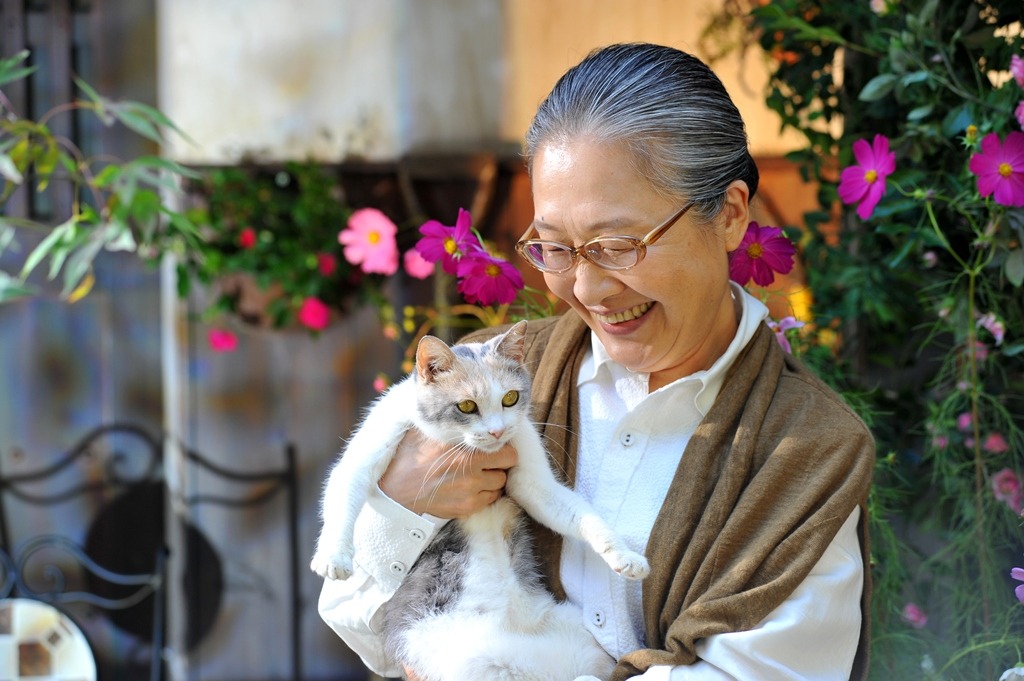 もたいまさこ (c)2015「先生と迷い猫」製作委員会