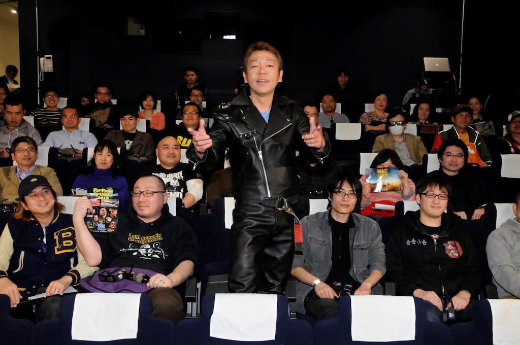 「生きてて良かったー」マッドマックス生誕イベントで玉袋筋太郎興奮