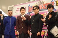 田中シングル（右端）は千鳥とダイアンに憧れているという。