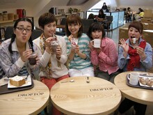 慶州の観光スポットを満喫するたんぽぽ白鳥。(c)FBS