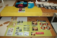 物販会場エッグカートンの様子。