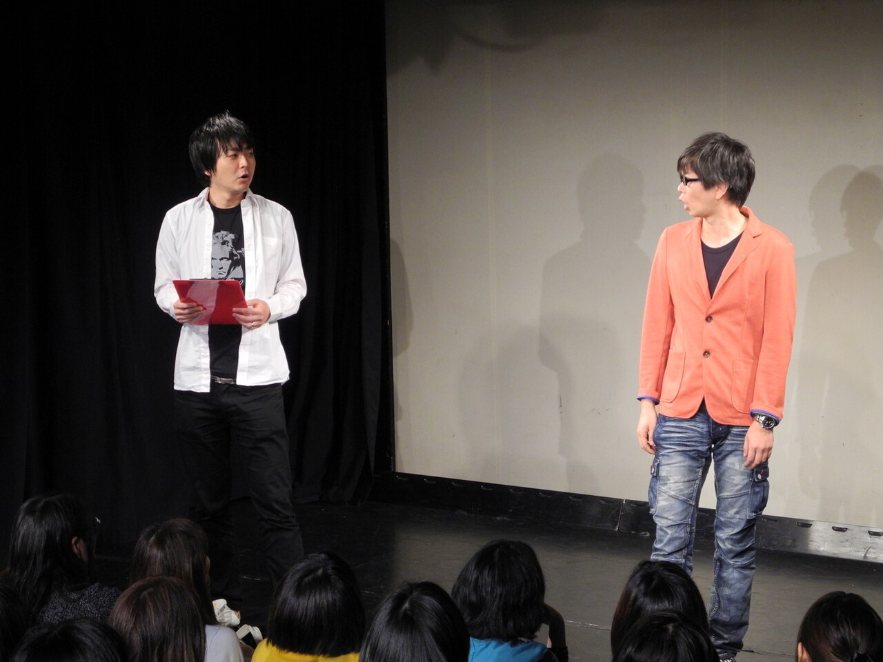 「磁石寄席」オープニングの磁石。