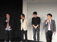 「下北沢大興行『アンダー5コンテスト』」オープニングの様子。左から、なすなかにし中西、菅賢治プロデューサー、土田晃之、なすなかにし那須。