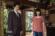 「LIFE!まれコラボSP」に出演する内村光良と土屋太鳳。(c)NHK