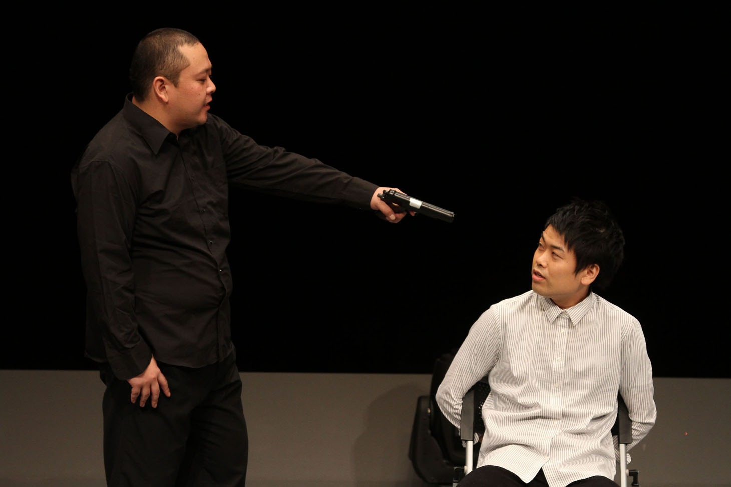 DVD「ジューシーズ エキゾチックゾンビのクルクルパジャマ」より。(c)2015 吉本興業