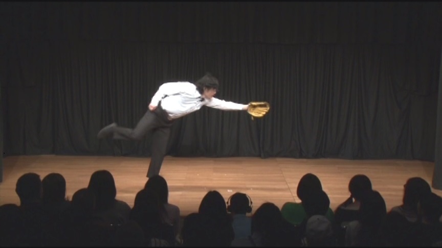 DVD「ヒゲメガネ thank you！」のワンシーン。